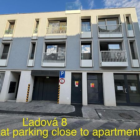 New Apartment 6 - Self Check In, Free Parking Bratislava Eksteriør billede